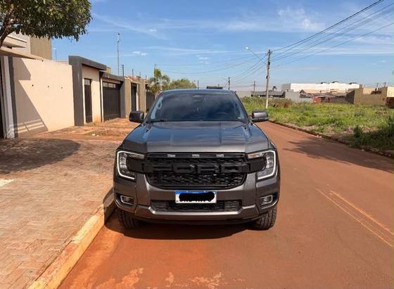 FORD RANGER 3.0 V6 TURBO DIESEL CD XLT 4X4 AUTOMÁTICO FORD RANGER 3.0 V6 TURBO DIESEL CD XLT 4X4 AUTOMÁTICO
